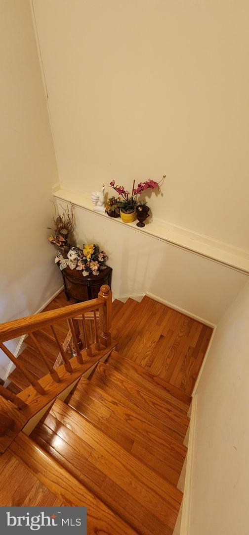Building Photo - 9385 Ridings Way