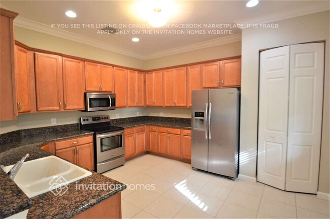 Foto del edificio - 4944 Cypress Ln