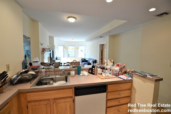 Foto del edificio - 1406 Beacon St