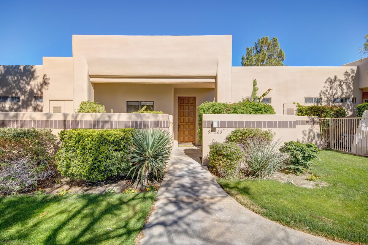 Primary Photo - 67320 Cumbres Ct