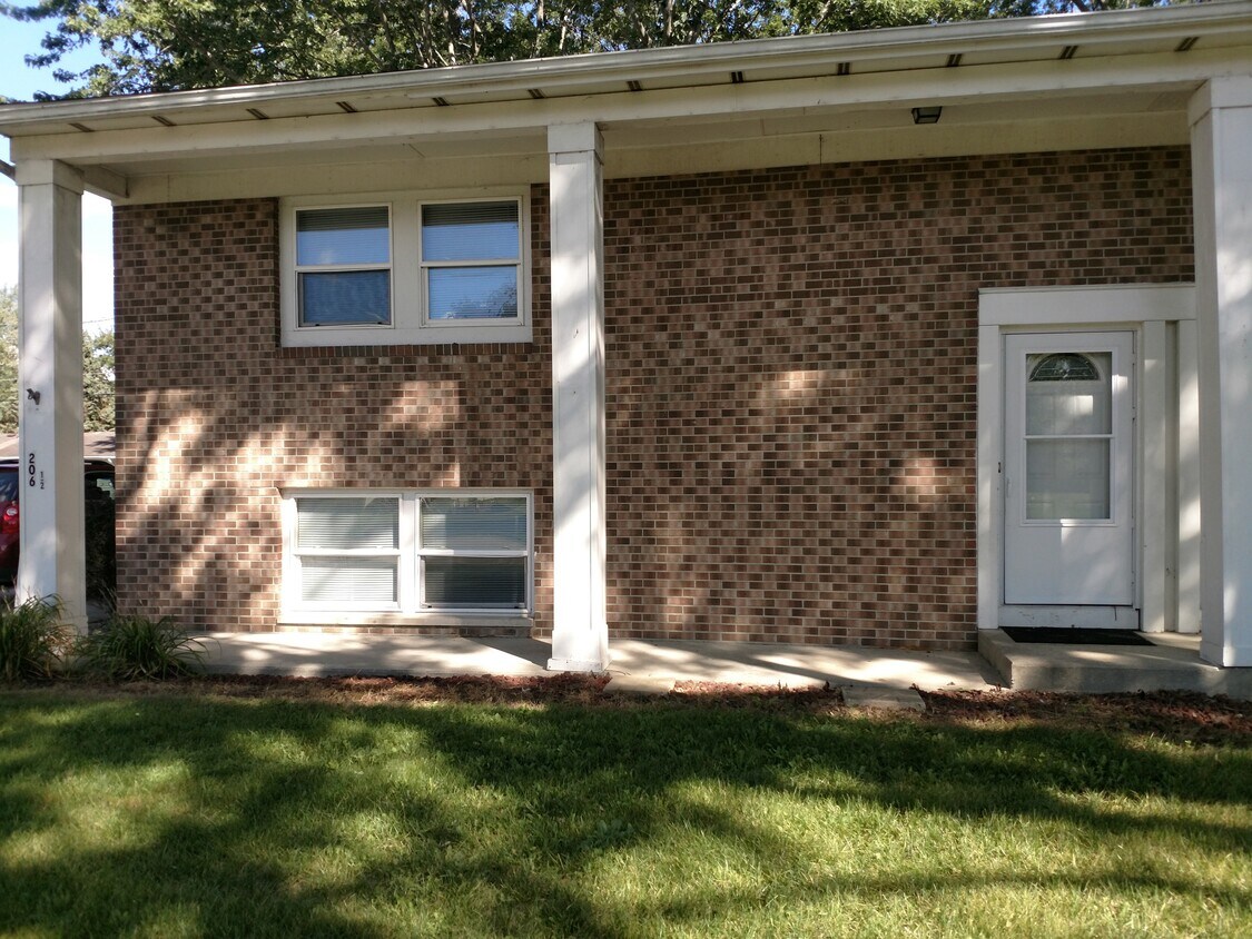 Foto principal - 206 LaChoy Drive