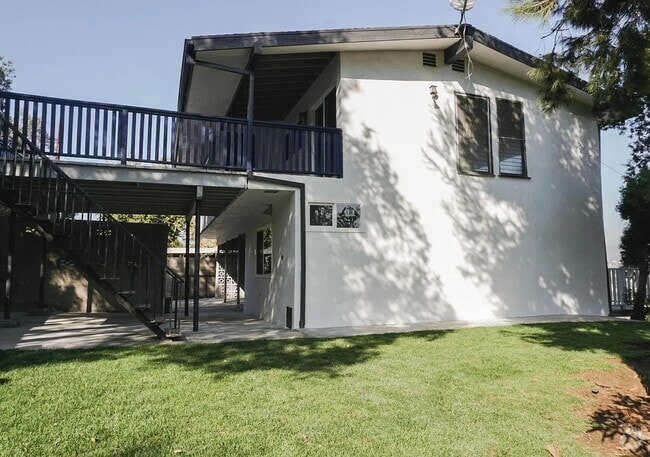 Building Photo - 430 Terrill Ave