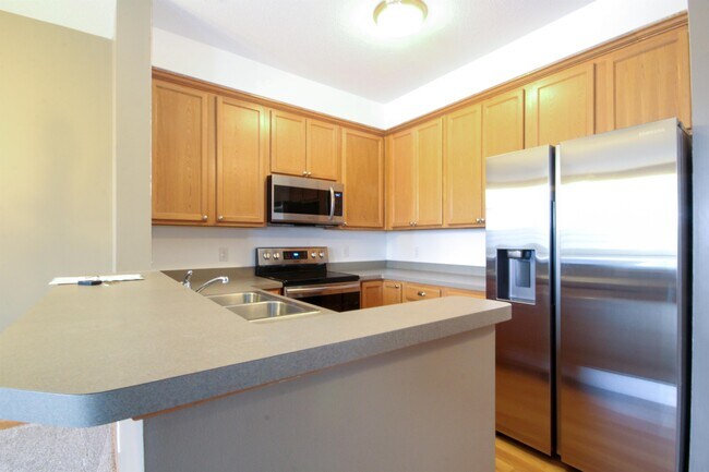 Foto del edificio - 7230 Kimberly Ln N