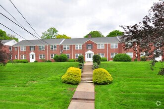 Building Photo - 1012 Trout Brook Dr