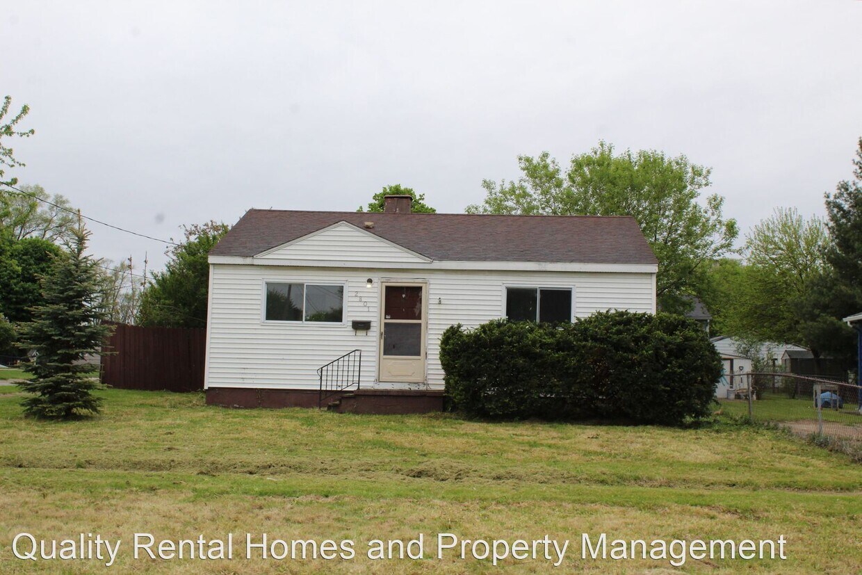 2 br, 1 bath House 2801 Branch Rd House Rental in Flint, MI