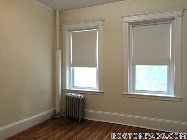 Foto del edificio - 1334 Commonwealth Ave