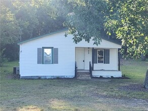 Building Photo - 454 Rock Hill Rd