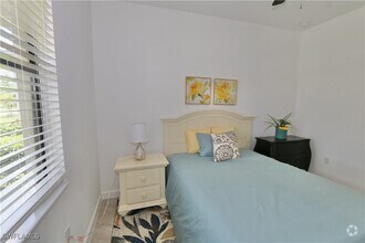 Building Photo - 18293 Ridgeline Dr