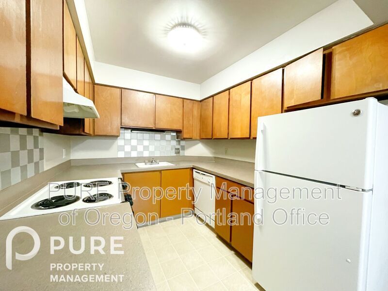 Primary Photo - 1119 SE 27th Ave