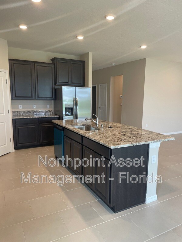 Foto del edificio - 3508 Crescent Peak Way