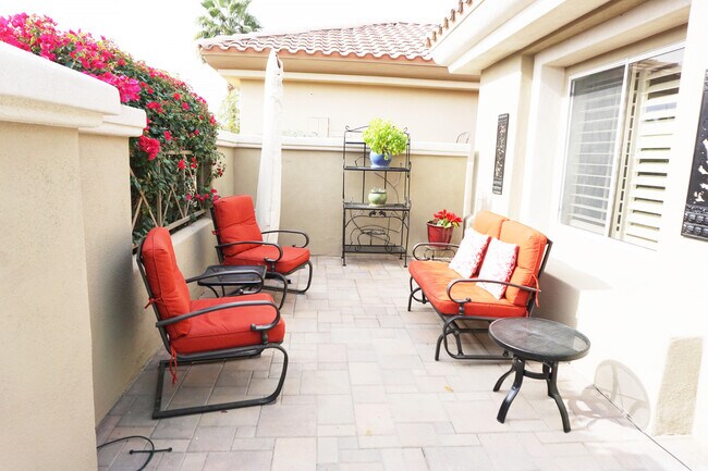 Foto del edificio - 78590 Pleasant Dr