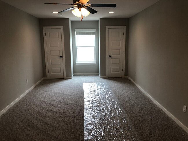 Extra large 4th bedroom or bonus - 2382 E Frontier Elm Dr
