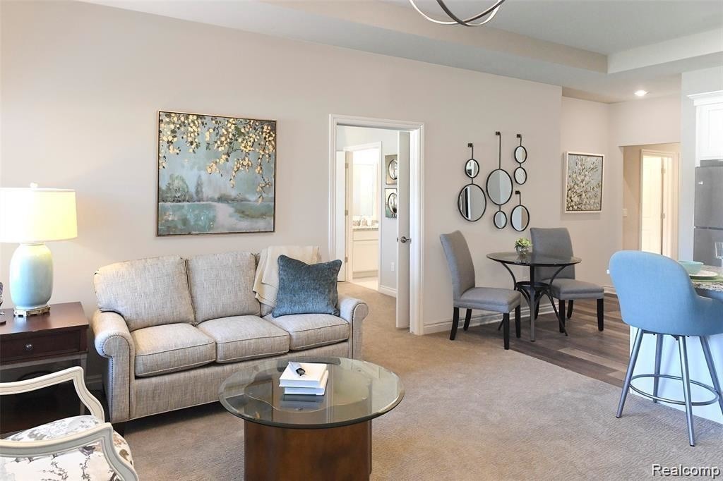 Primary Photo - 3317 Blossom Ridge Blvd