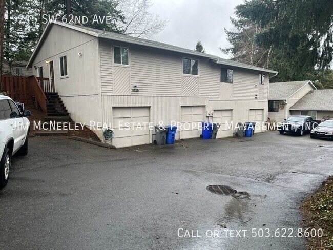 Building Photo - Updated 2 bed/2 bath unit w/ Attached Gara...