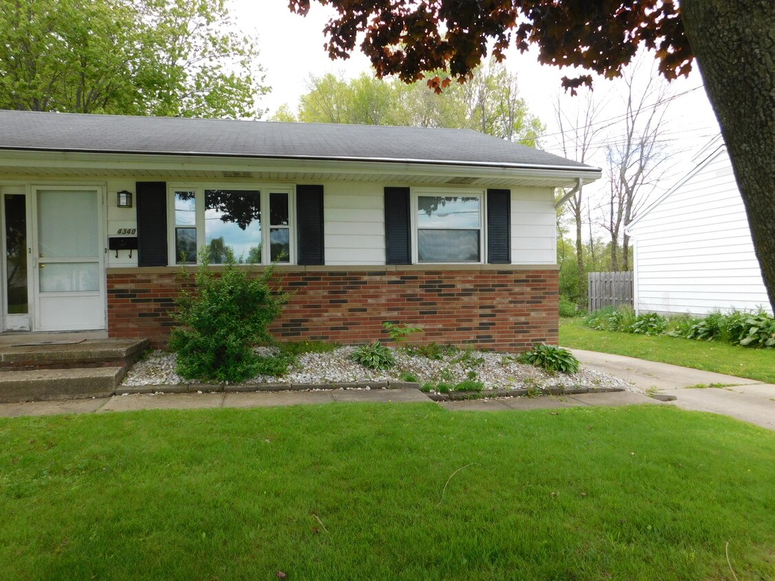 Primary Photo - 4340 Lorwood Dr
