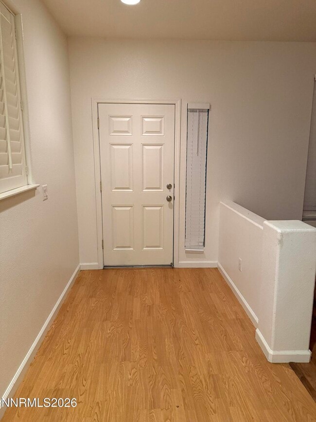 Building Photo - 1601 Mountain Ln