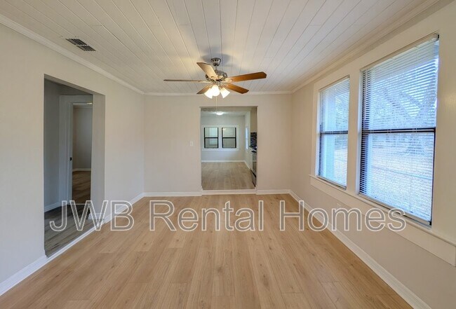 Foto del edificio - 2151 Meharry Ave