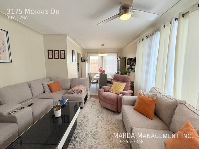 Photo du bâtiment - BEAUTIFUL 3 BED/2 BATH HOME - SOUTH WINDSOR + HYDRO,WATER &GAS!