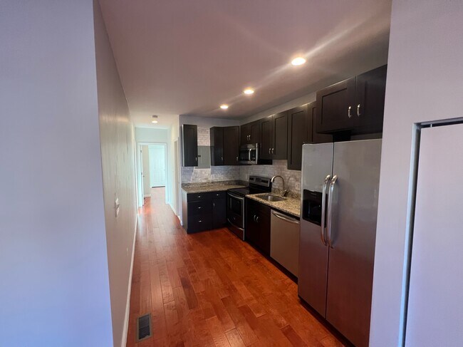 Foto del edificio - 4032 8th St NE