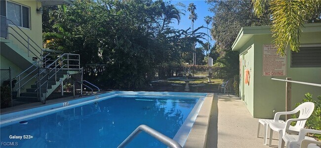 Foto del edificio - 2544 First St