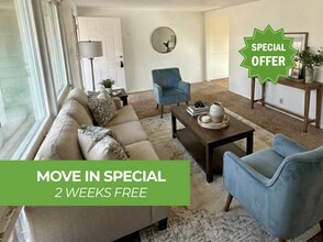 Building Photo - 2622 Cedar Dr