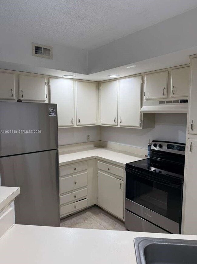 Photo - 1401 Village Blvd Apartment