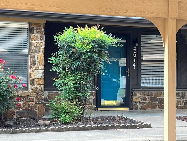 Foto del edificio - 4614 Evergreen Ct