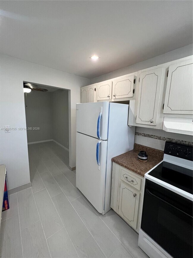 Foto del edificio - 501 Blue Heron Dr