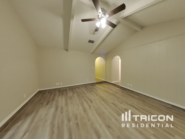 Building Photo - 2312 Vineyard Drive Arlington TX