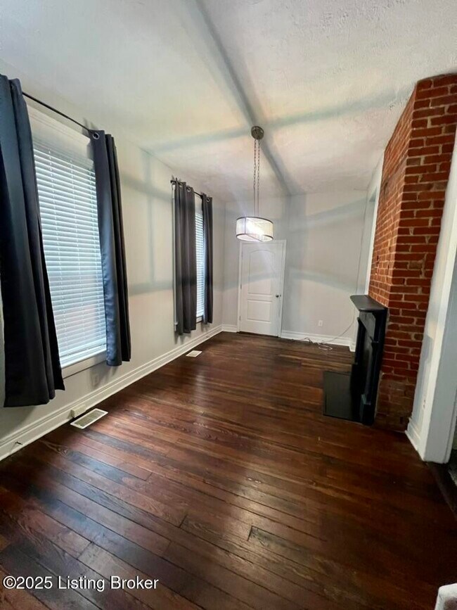 Foto del edificio - 925 S Preston St