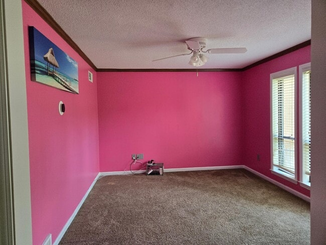 Building Photo - 8028 Bandye Ln