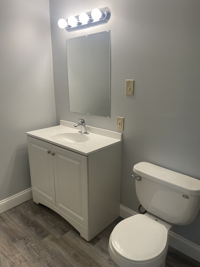 Bathroom - 93 Kimball Ave