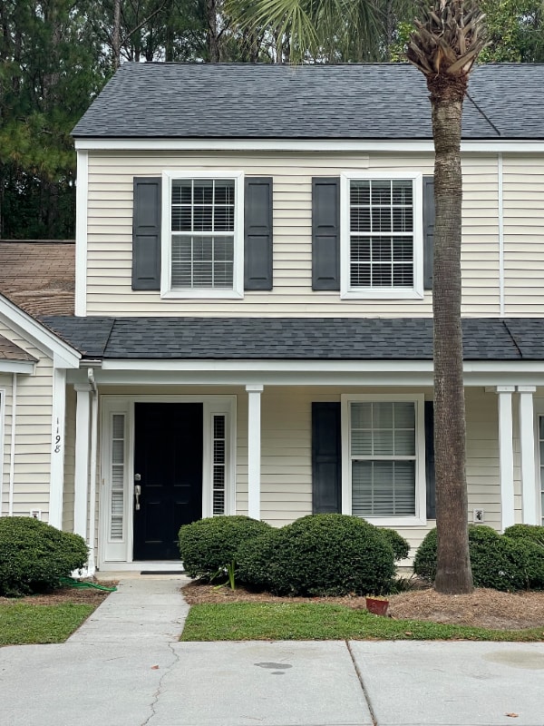 Building Photo - 1198 Island Club Dr