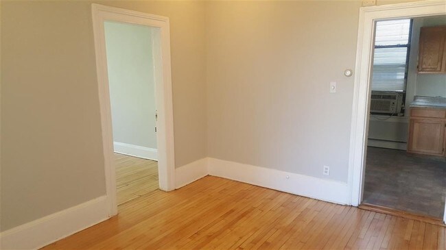 Building Photo - 410 Palisade Ave