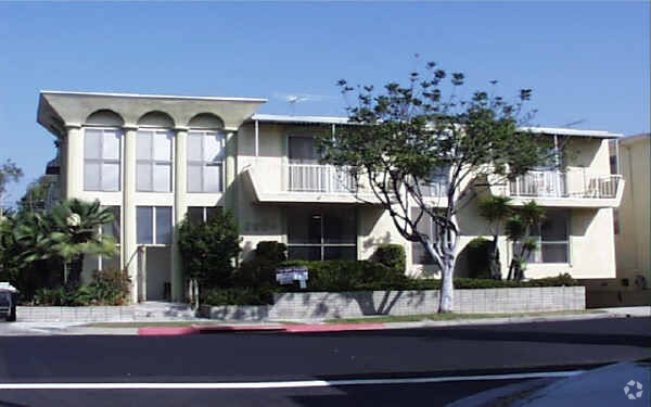 Primary Photo - 6604 Springpark Ave