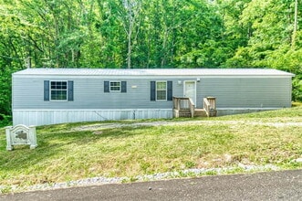 Building Photo - 71 Baldwin Cir