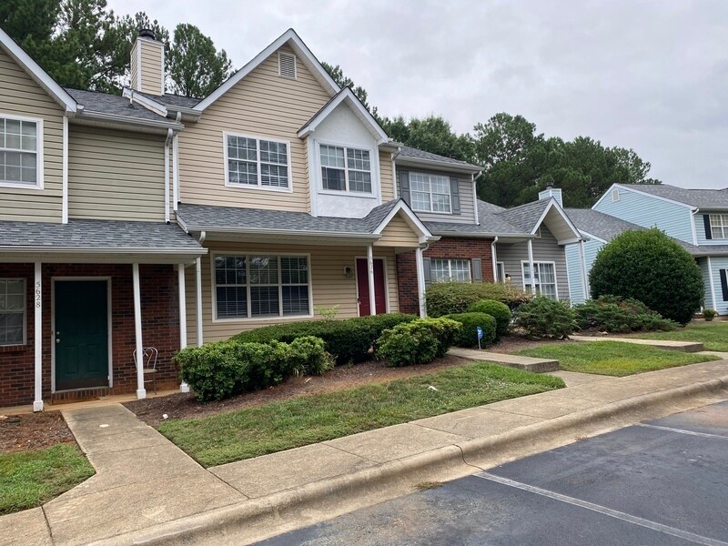 5626 Prescott Ct, Charlotte, NC 28269 House Rental in Charlotte, NC