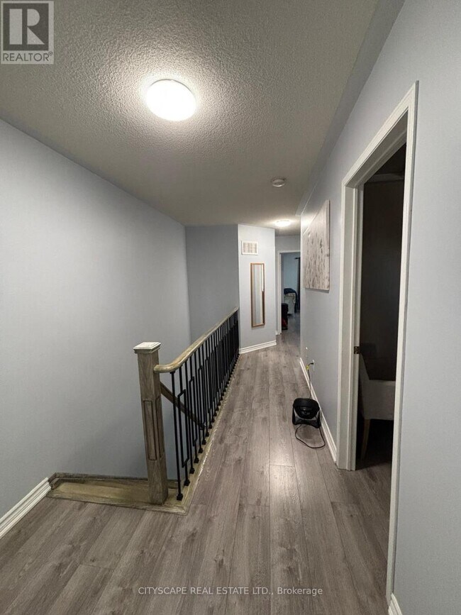 Building Photo - 57 Bunchberry Way