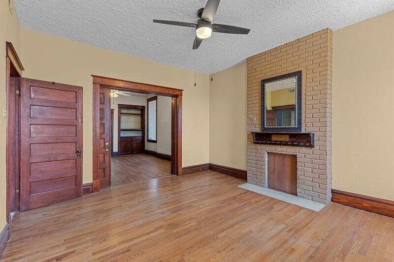 Primary Photo - 903 Fillmore St