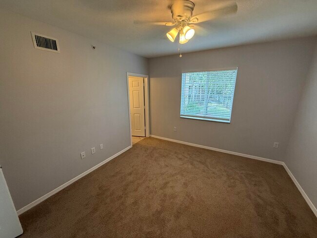 Building Photo - 6386 Emerald Dunes Dr