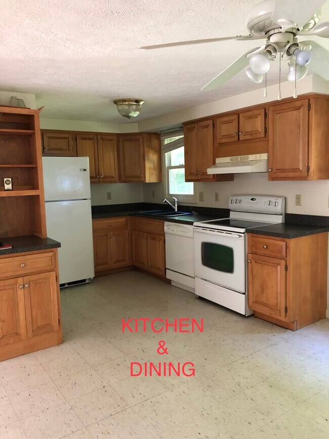 60 Patrill Hollow Rd, Hardwick, MA 01037 Apartments in Hardwick, MA