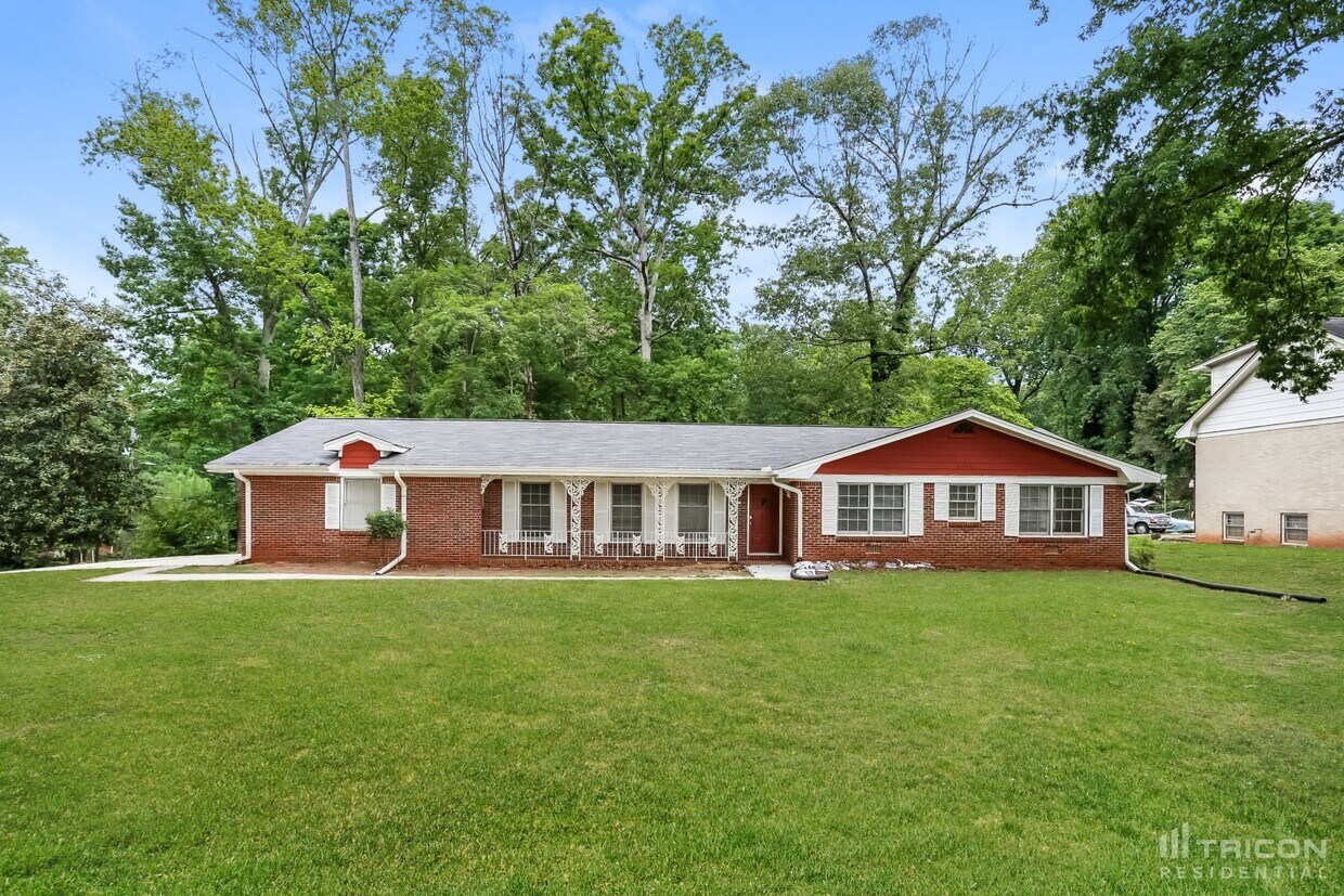 Primary Photo - 3127 Robindale Road Decatur GA