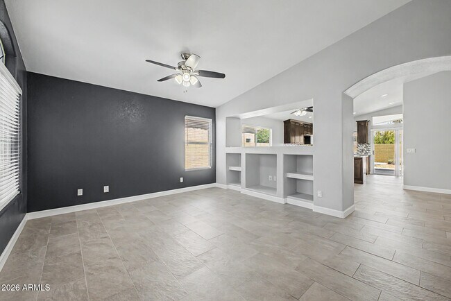 Building Photo - 18619 N 40th Pl