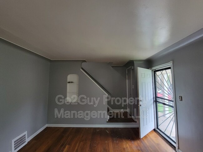 Building Photo - 9106 Evergreen Rd