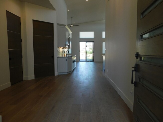 Building Photo - Stunning Home in Redlands Mesa