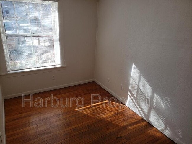 Photo - 856 Garfield Ave Apartment