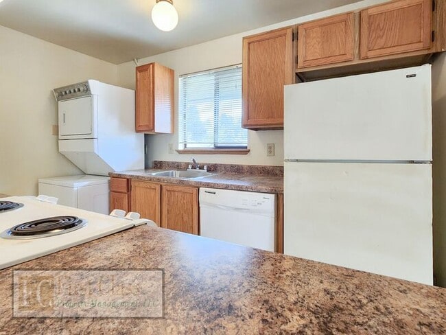 Foto del edificio - 4824 SW Murray Blvd
