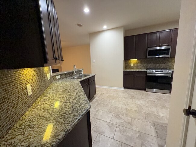 Building Photo - 15018 Signal Ridge Way