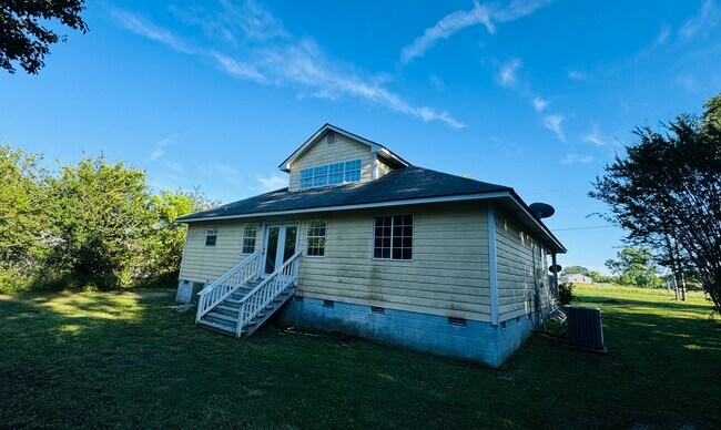Foto del edificio - 145 Edmonds Rd