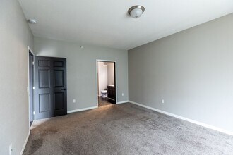 Interior Photo - Welcome to Huntington Village